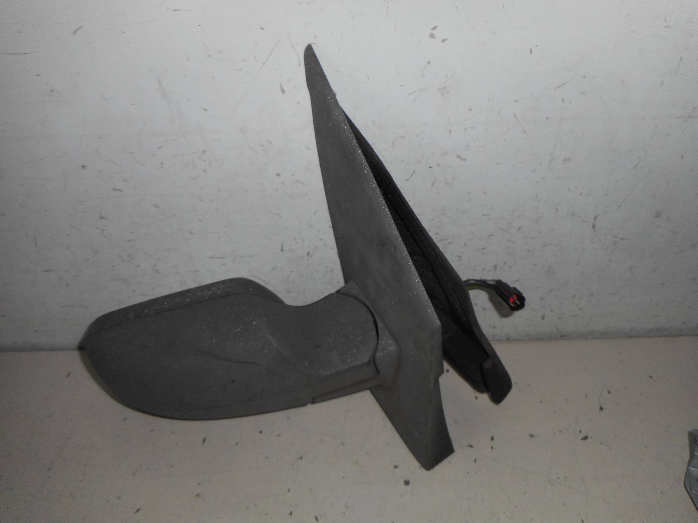 Retrovisore est. regolaz. elettr. dx.